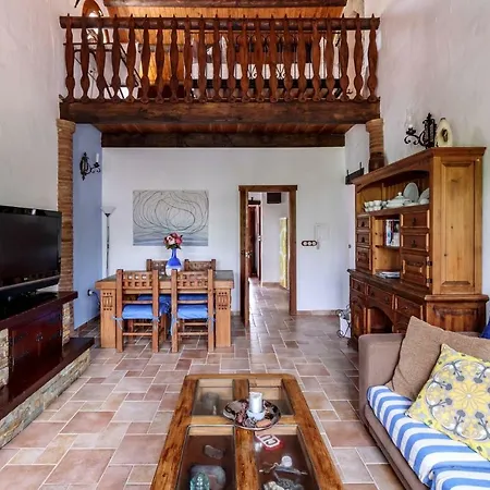 Encantadora Casa Con Piscina Privada Y Chimenea Holiday home *
